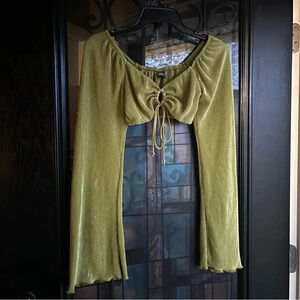 long sleeve crop/bra top